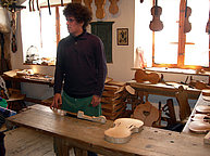 Mittenwald: Violins still handmade