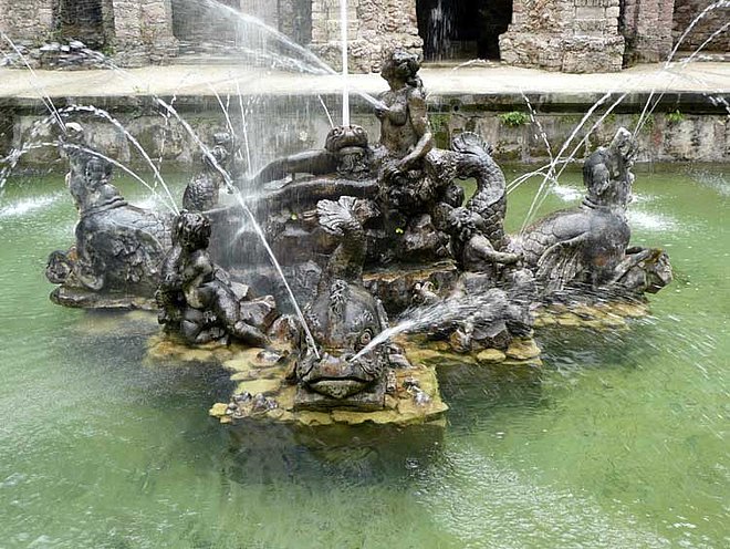 Fountains of the lower grotto, Bayreuth