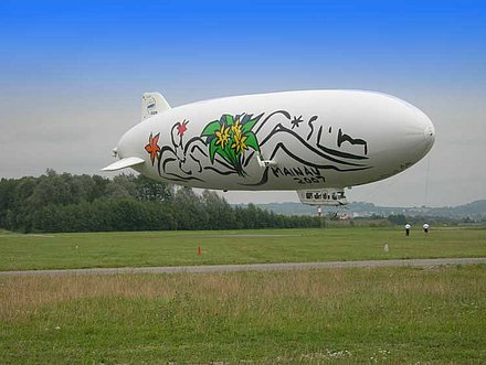 Zeppelin landing Zeppelin landing