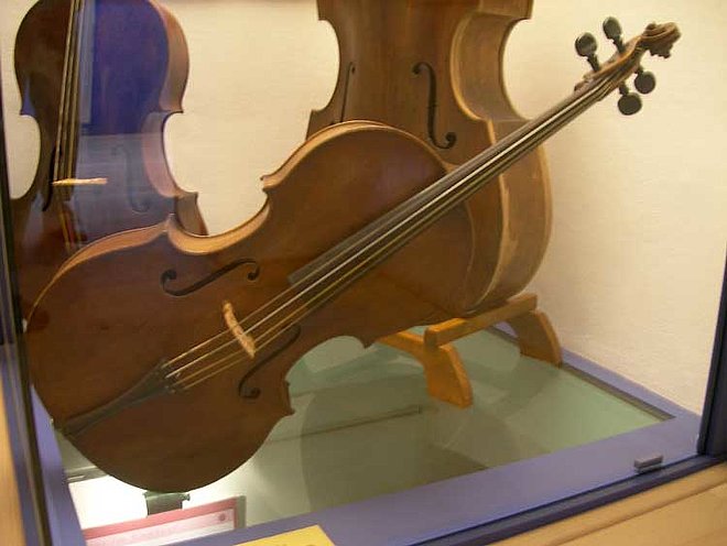 Mittenwald: Famous Klotz Violin