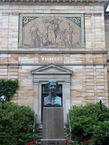 Bronze: Ludwig II of Bavaria - Bayreuth Wagner Museum